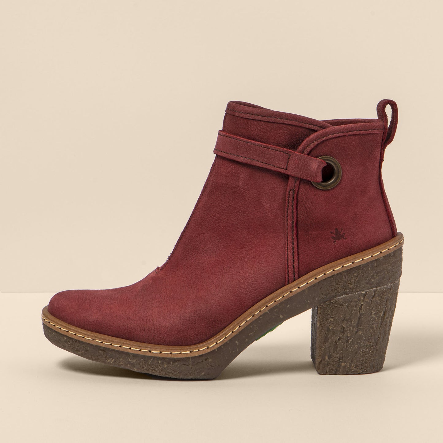 gid://shopify/Product/15699913441612_4