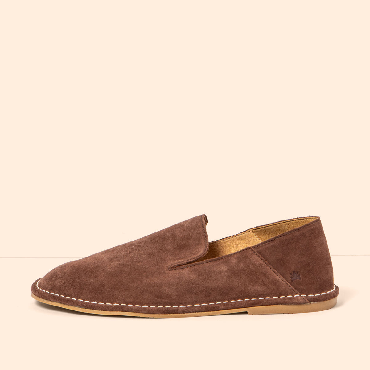 gid://shopify/Product/16124873212236_1