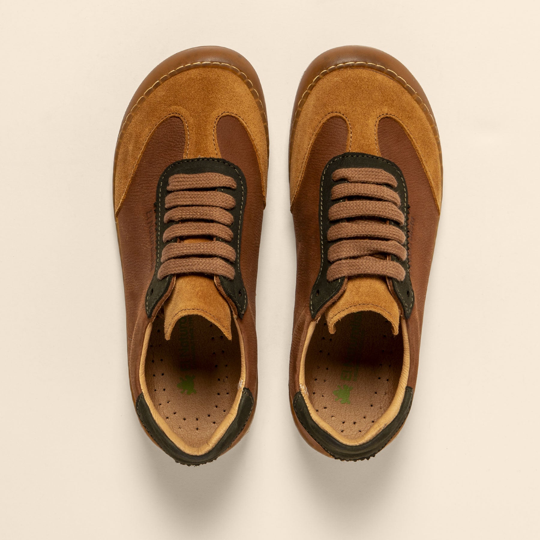 gid://shopify/Product/15700477706572_4