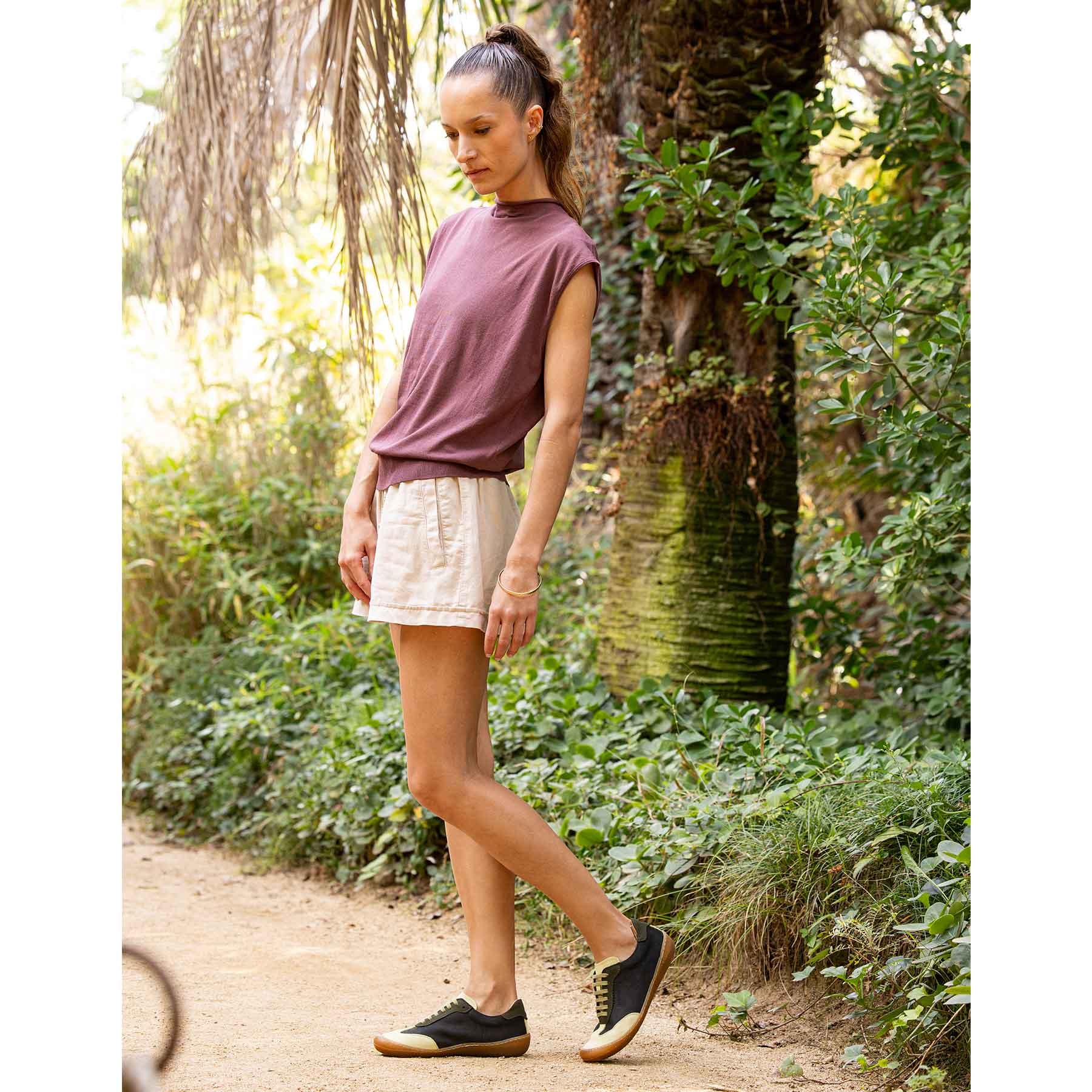 gid://shopify/Product/15700054769996_8