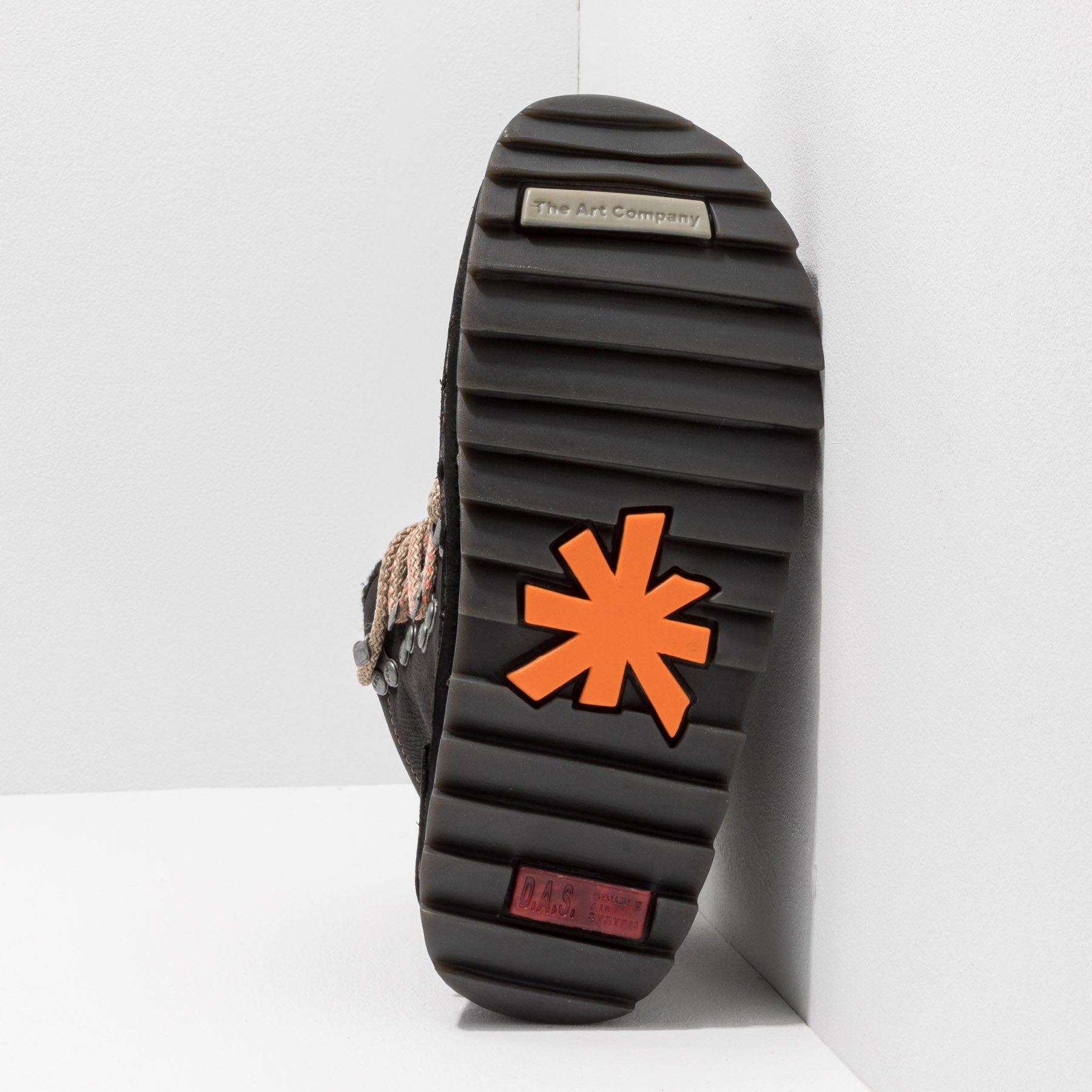 gid://shopify/Product/15785675325772_3