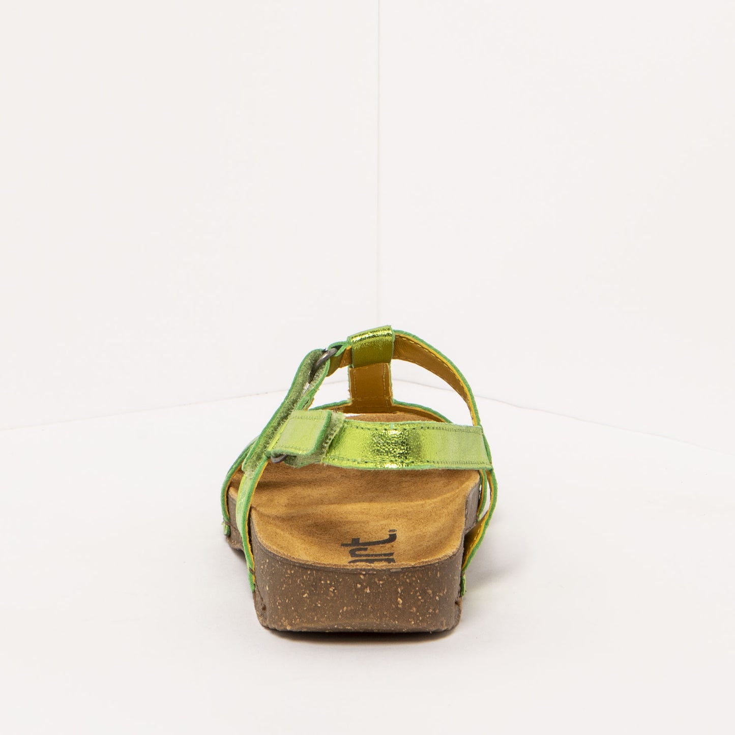 gid://shopify/Product/15785676079436_8