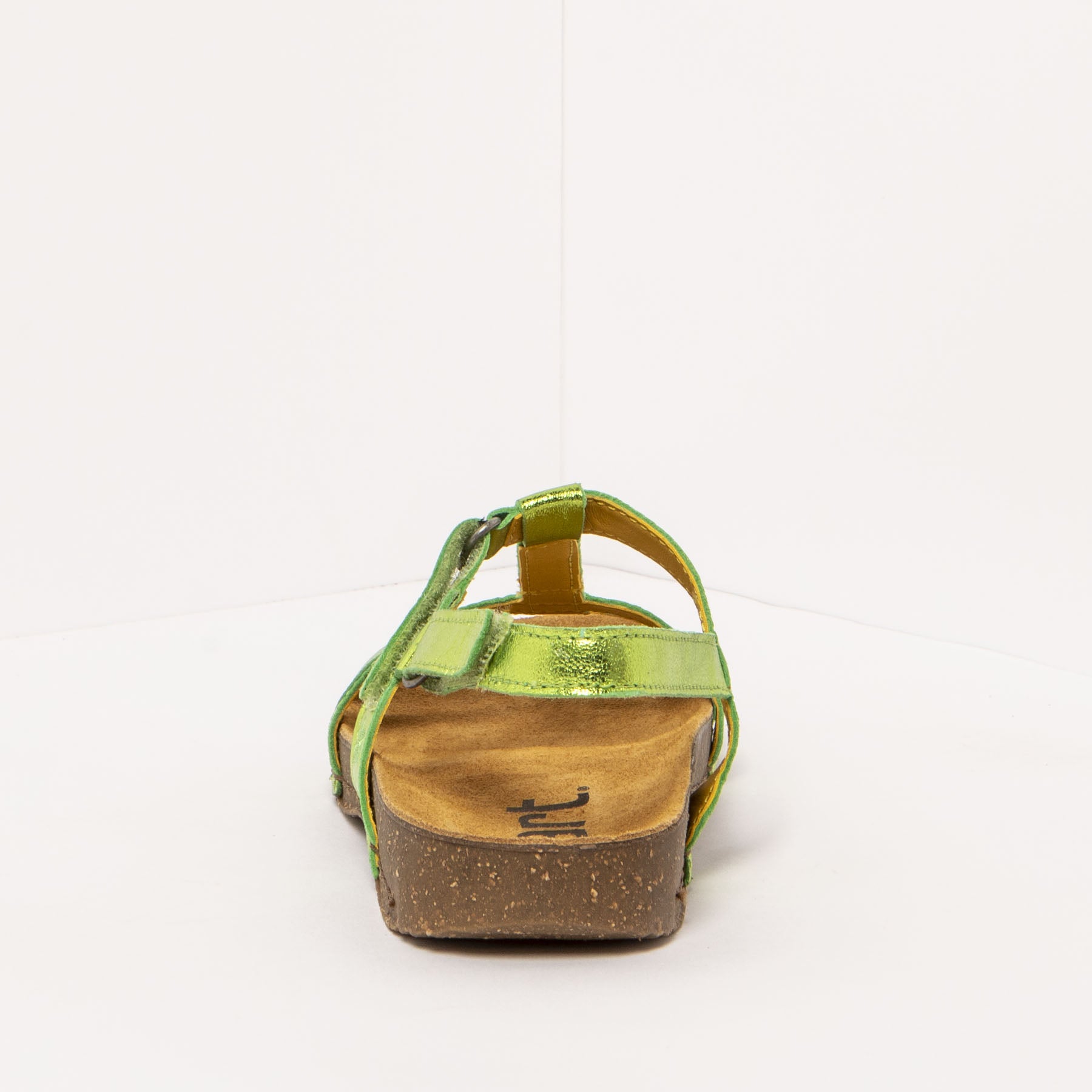 gid://shopify/Product/15785676079436_8