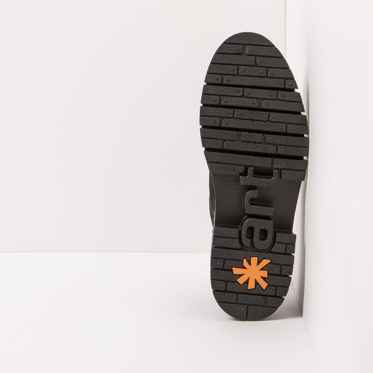 gid://shopify/Product/16171598446924_3