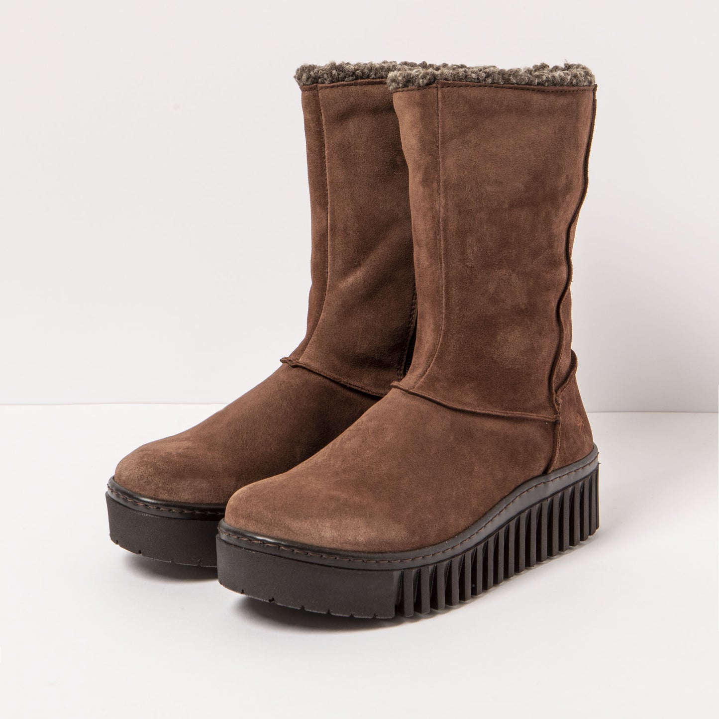 gid://shopify/Product/15785719071052_5