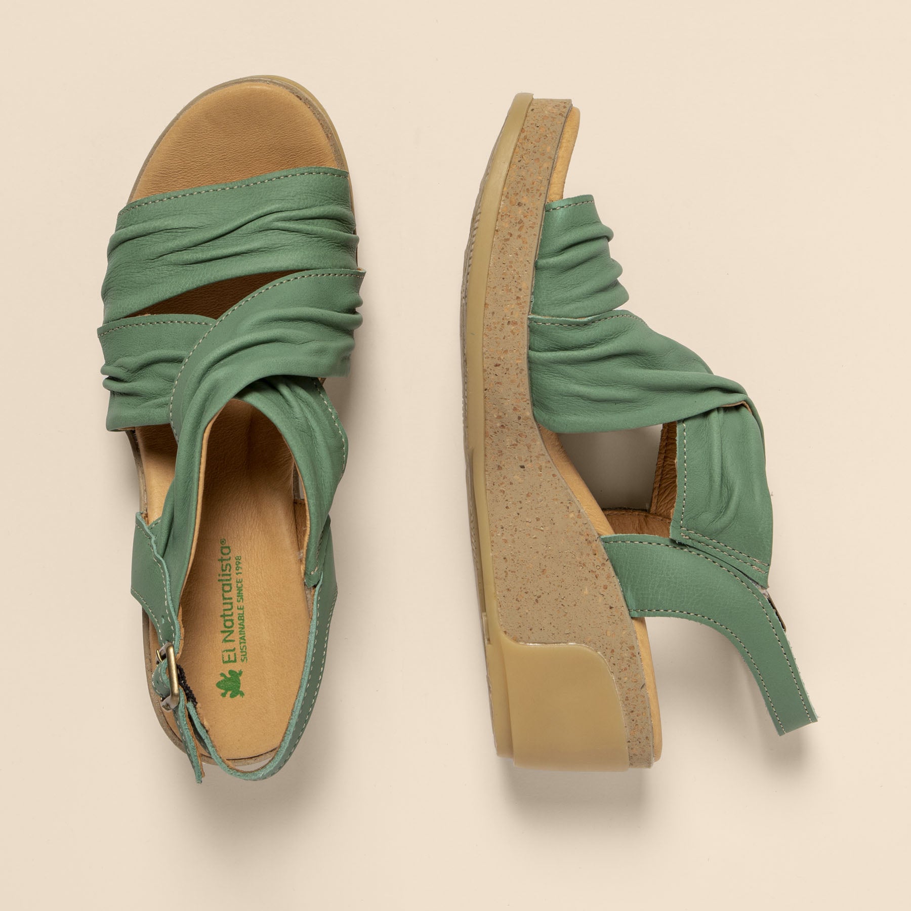 gid://shopify/Product/15699893748044_7