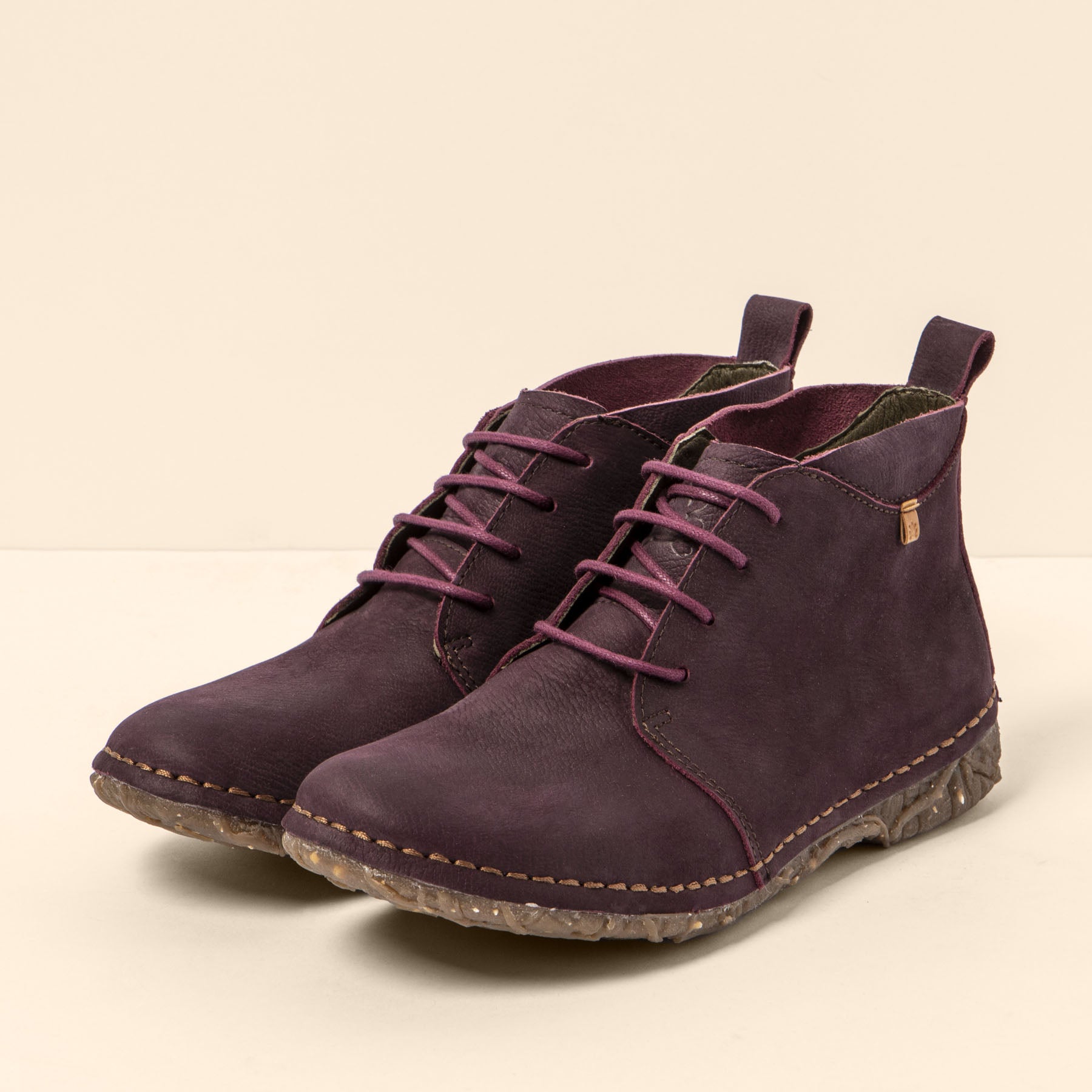 gid://shopify/Product/15700280049996_5