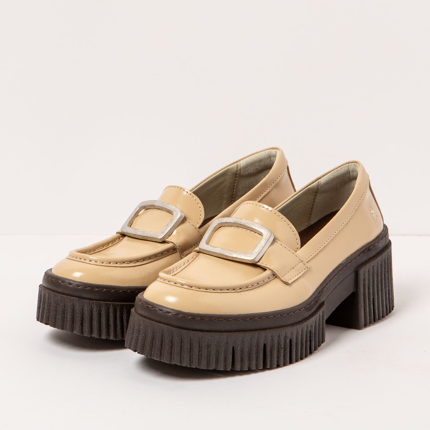 gid://shopify/Product/15693865124172_2