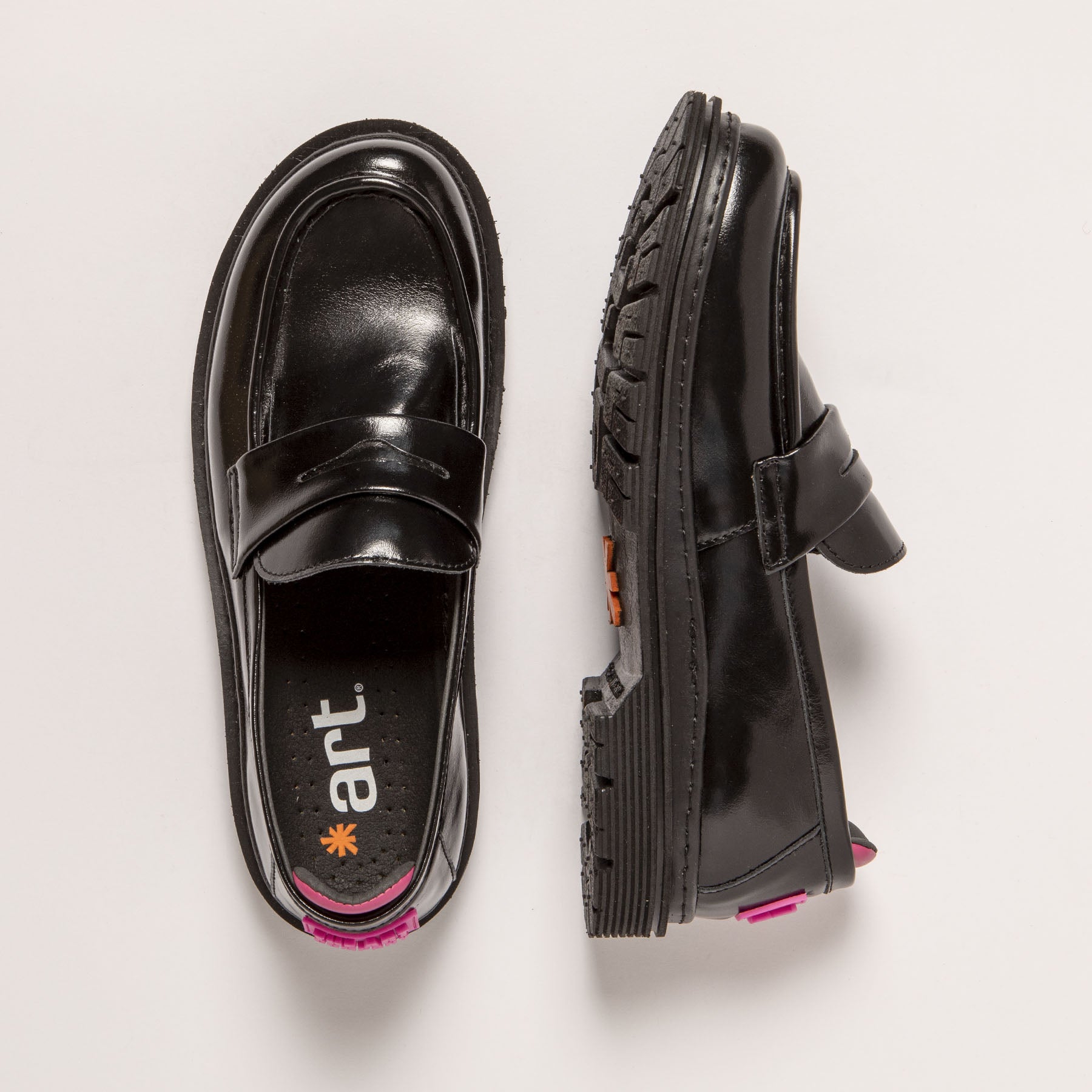gid://shopify/Product/15693419381068_4