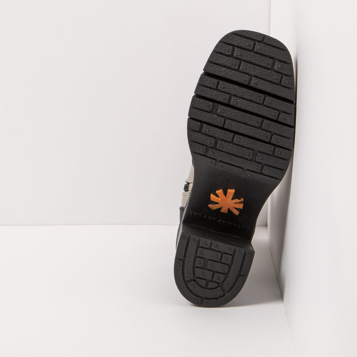 gid://shopify/Product/16171767103820_6