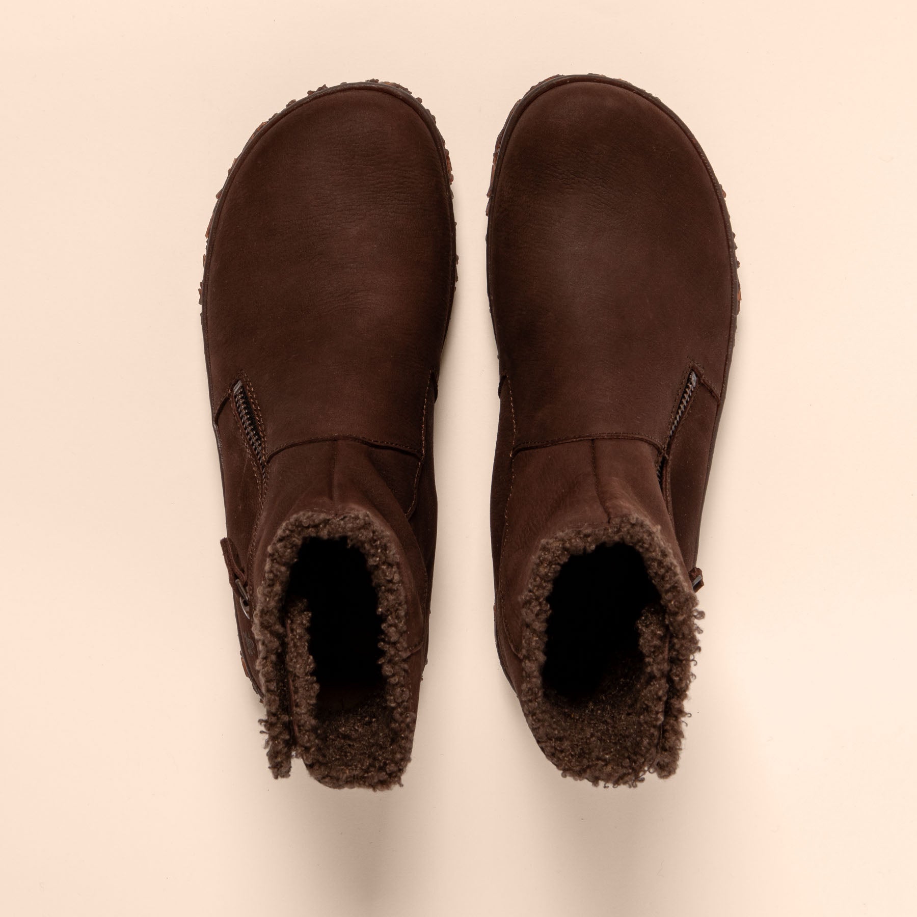 gid://shopify/Product/15700803813708_4