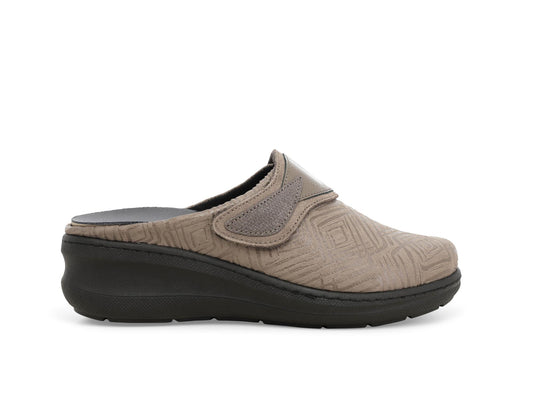 gid://shopify/Product/16118202171724_1
