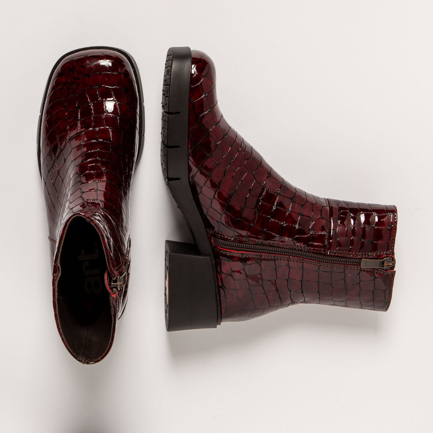 gid://shopify/Product/15693799522636_4