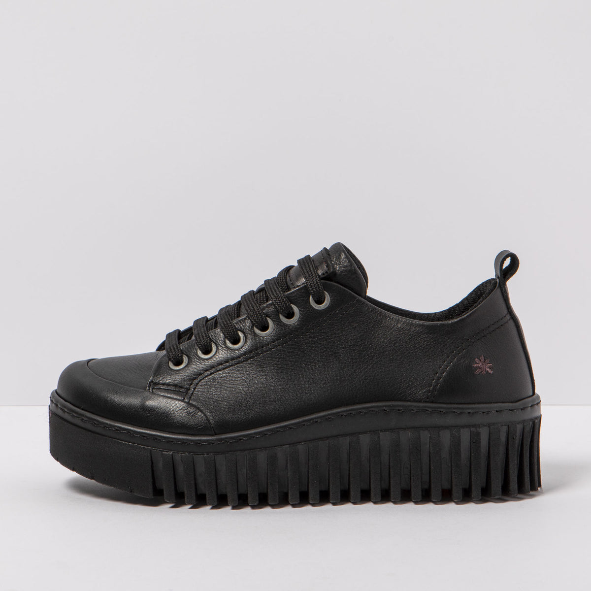 gid://shopify/Product/16171250385228_4