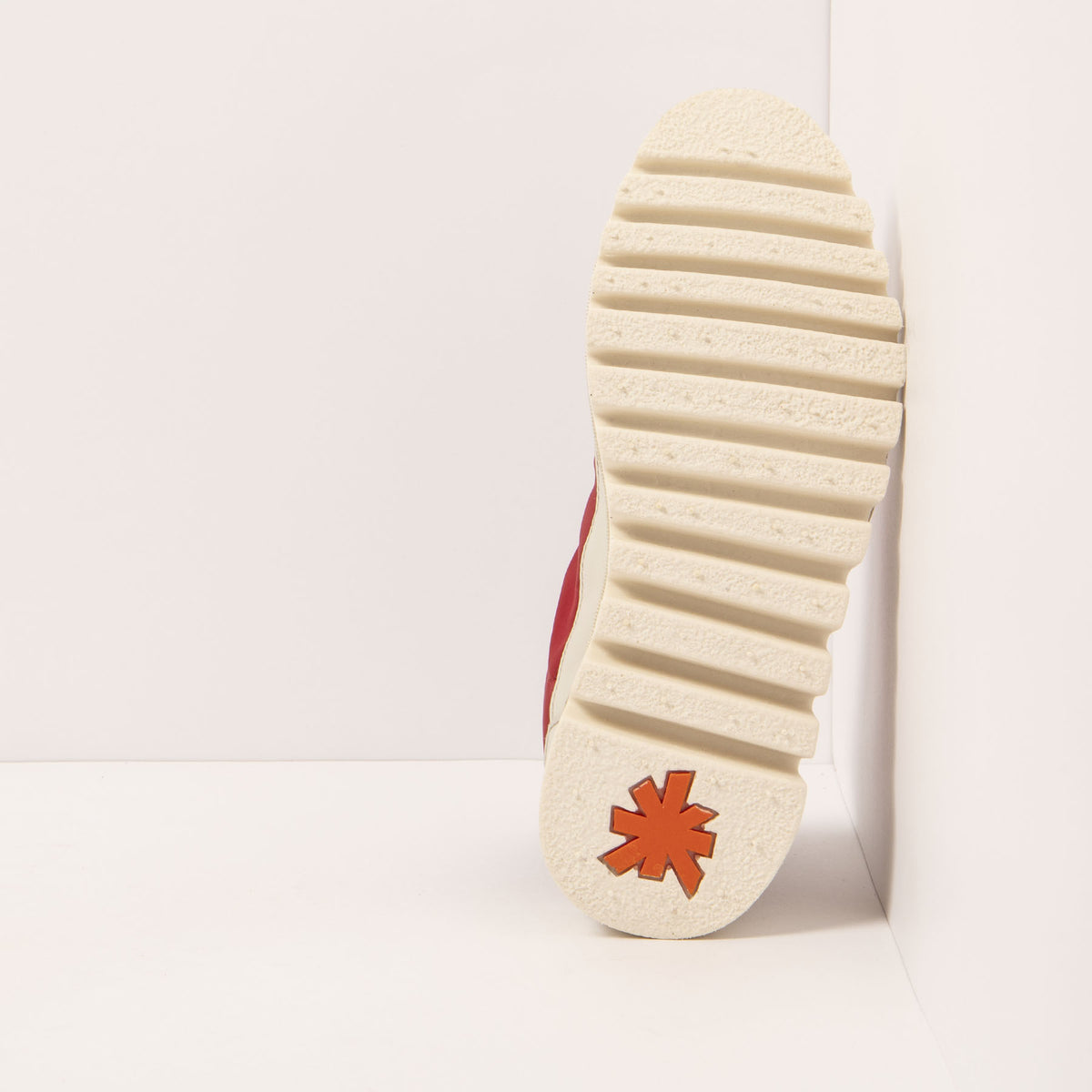 gid://shopify/Product/16172039078220_3
