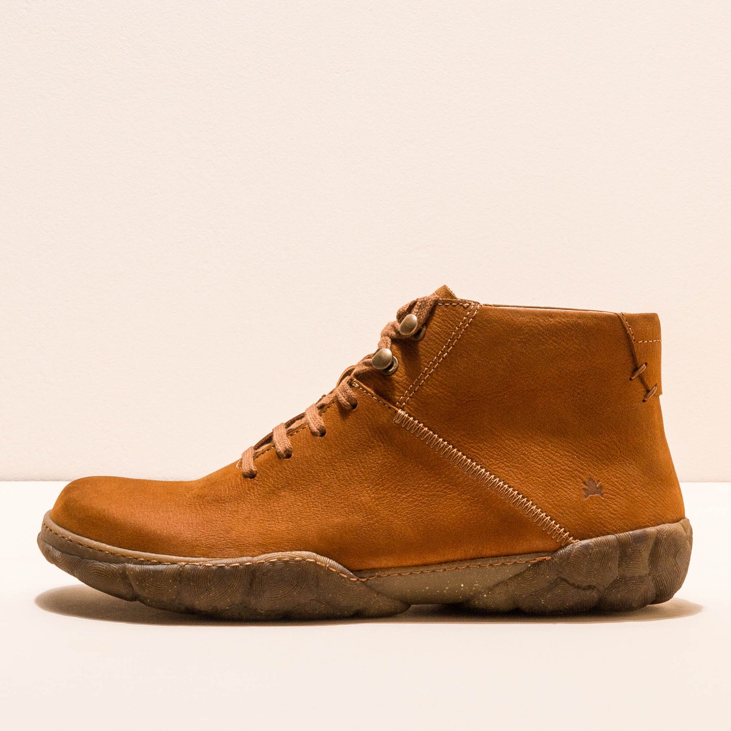 gid://shopify/Product/15699887620428_4