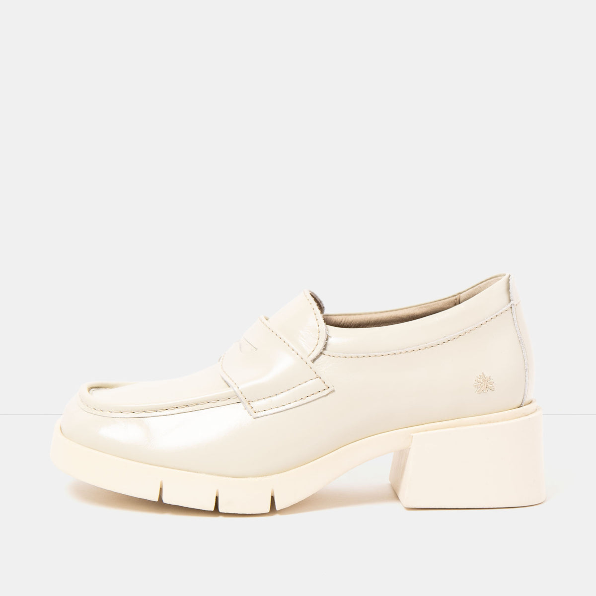 gid://shopify/Product/16172881445196_1