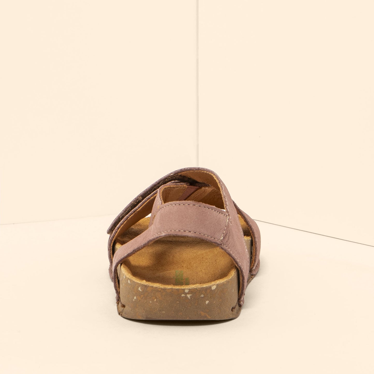 gid://shopify/Product/15700505035084_5