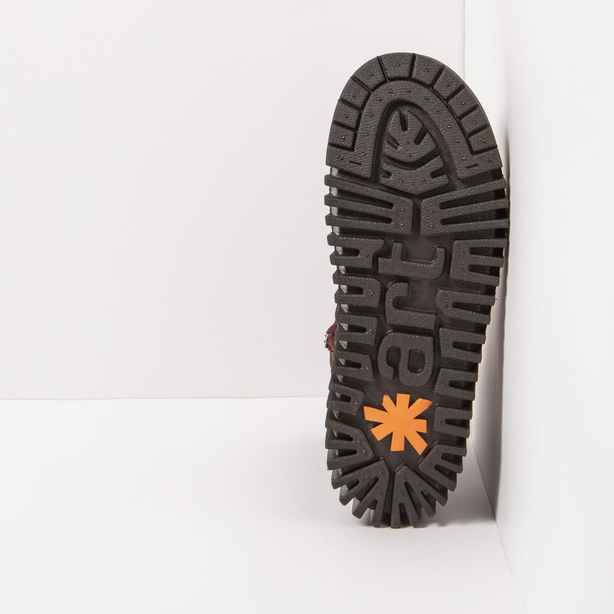 gid://shopify/Product/16171178557772_6