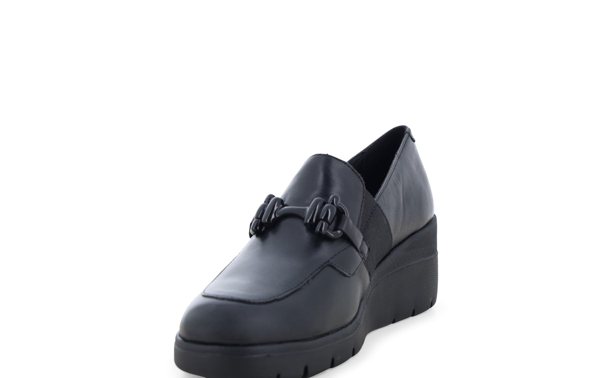 gid://shopify/Product/16156548989260_3