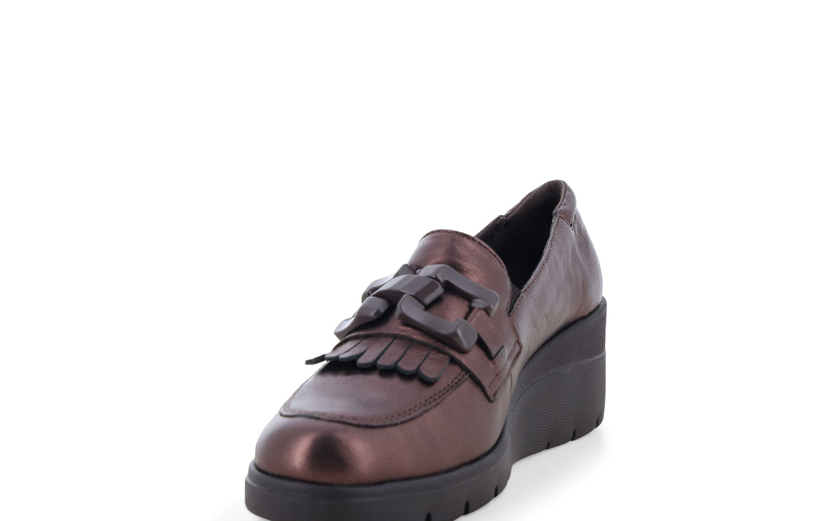 gid://shopify/Product/16156549382476_3