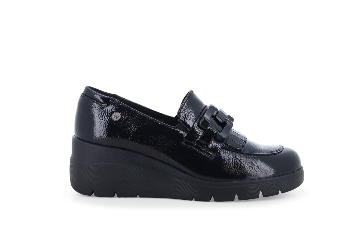 gid://shopify/Product/16156549677388_1
