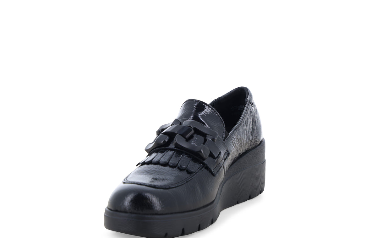gid://shopify/Product/16156549677388_3