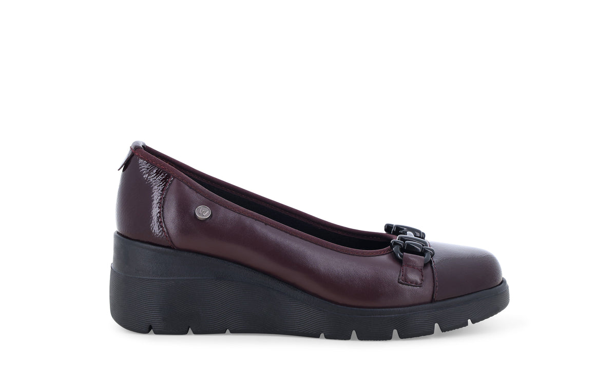 gid://shopify/Product/16156550365516_1