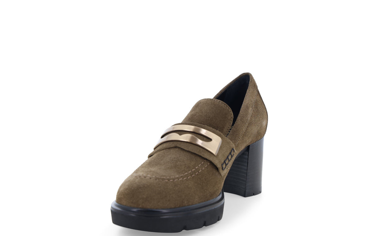 gid://shopify/Product/16156553380172_3