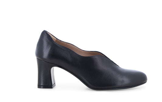 gid://shopify/Product/16118378594636_1