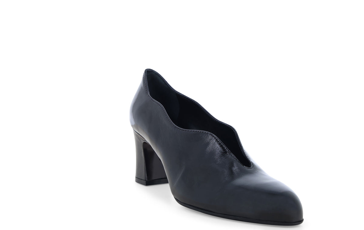 gid://shopify/Product/16156562850124_2