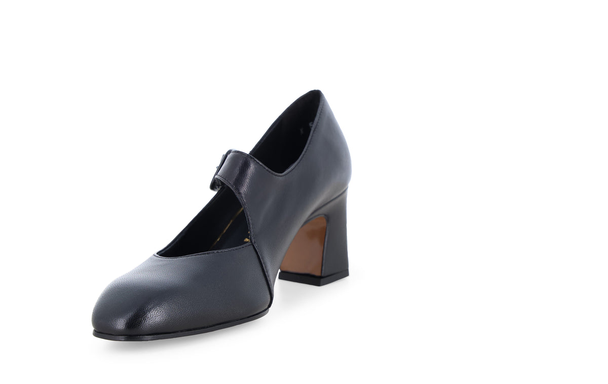 gid://shopify/Product/16118407725388_3