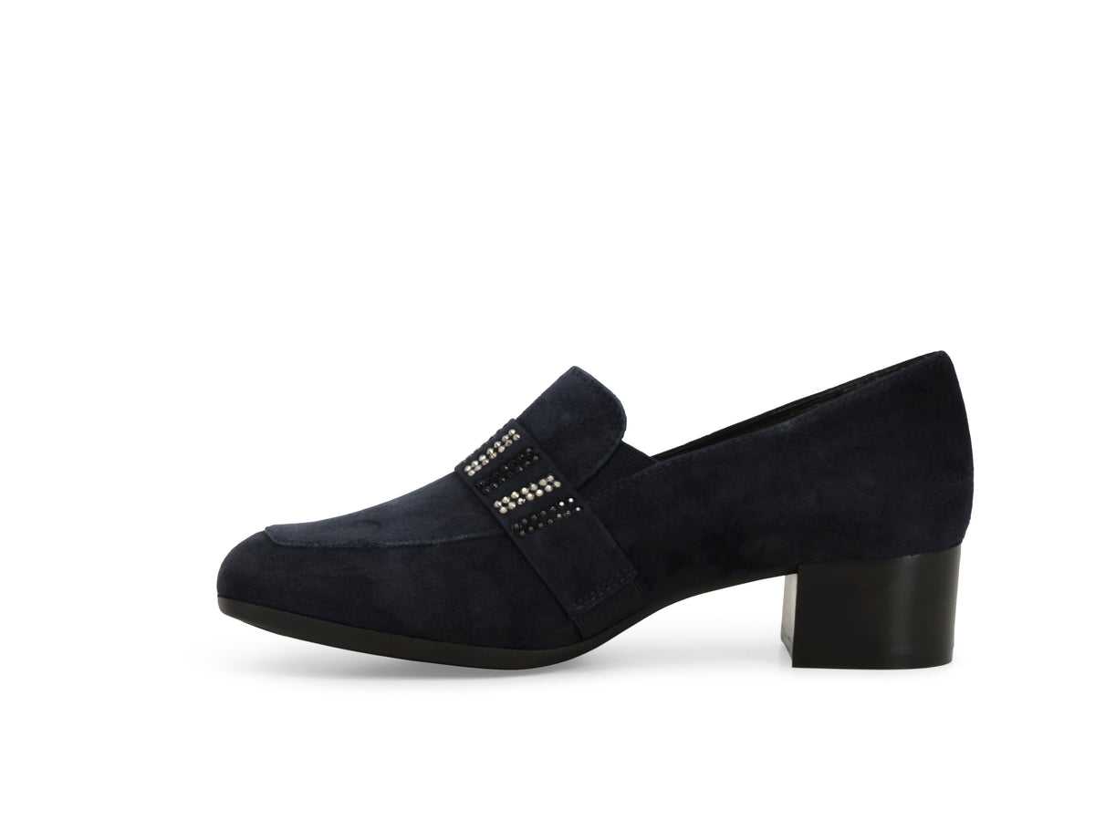 gid://shopify/Product/16118439018828_4