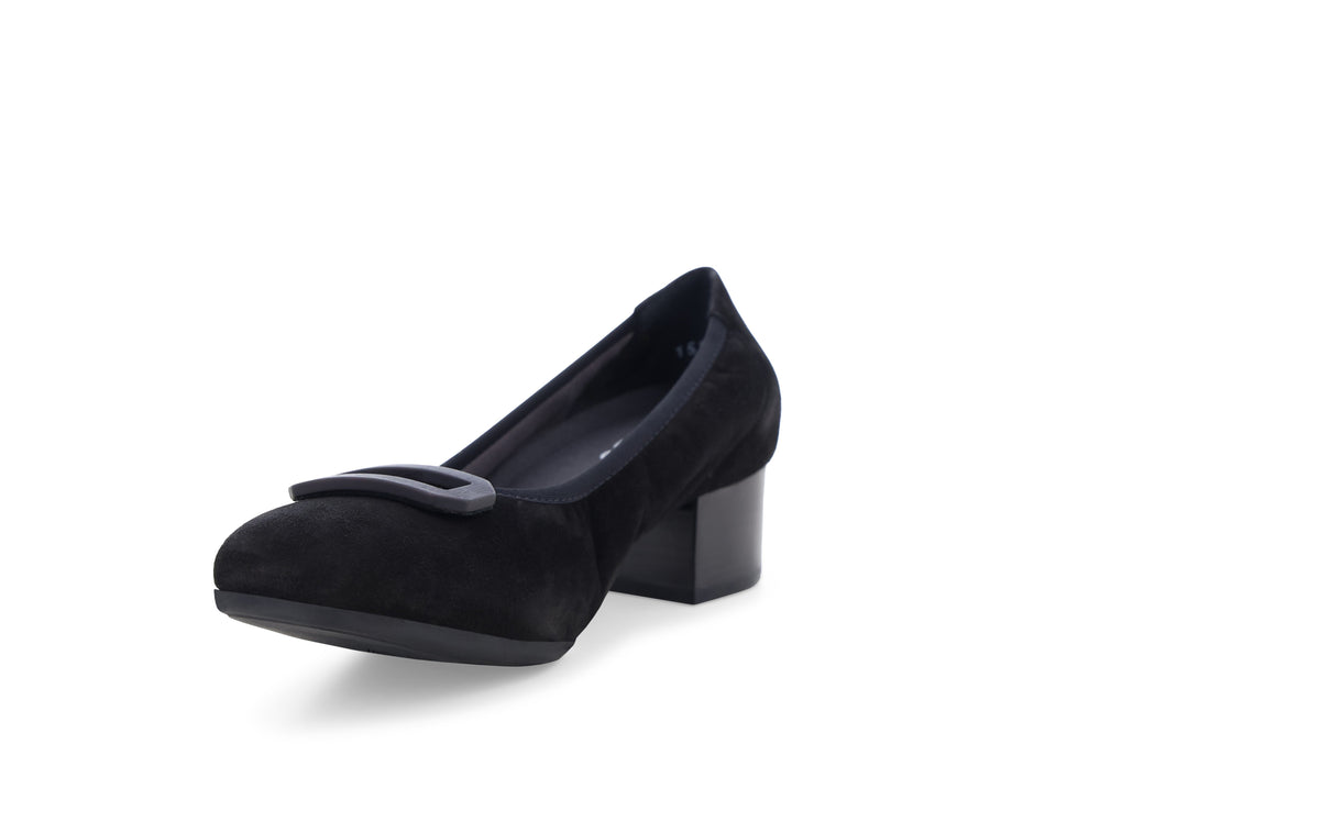 gid://shopify/Product/16118445932876_3
