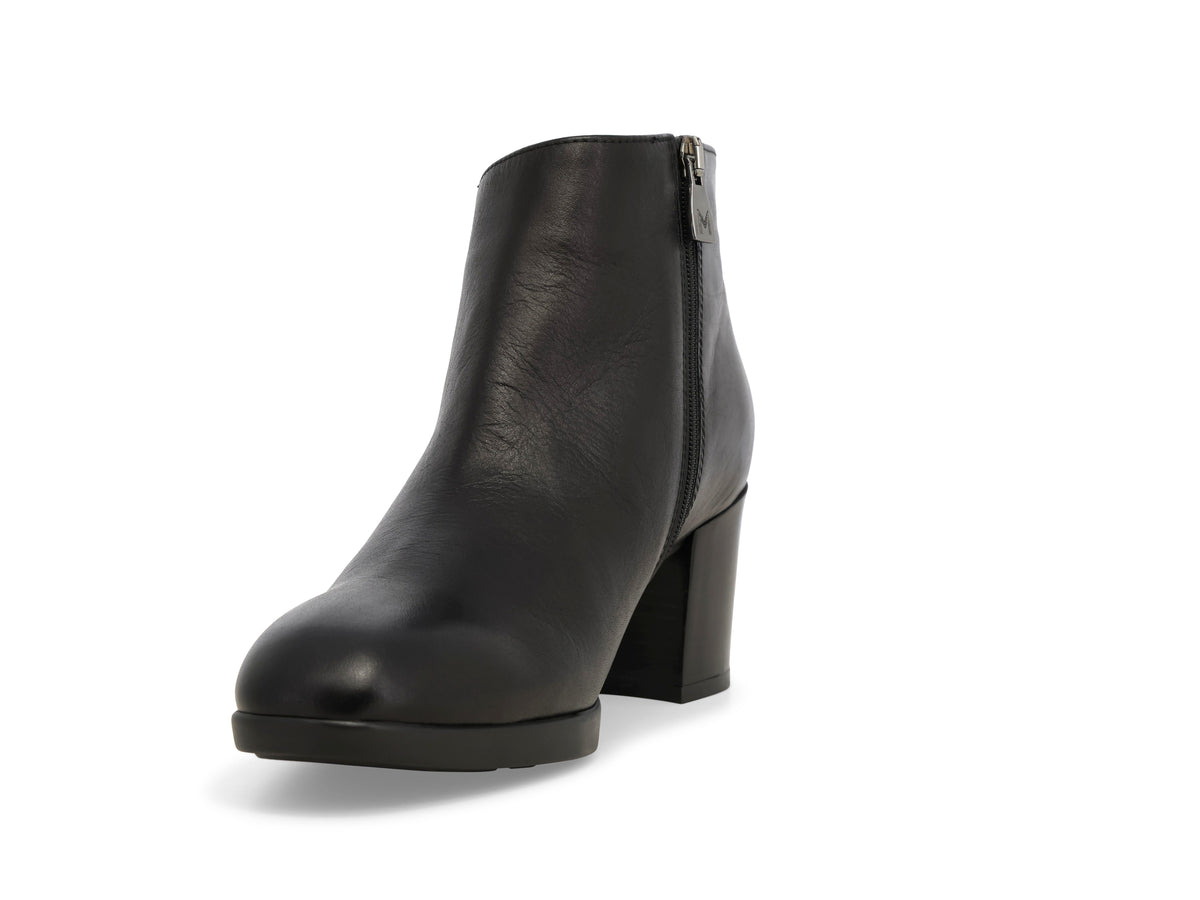 gid://shopify/Product/16156563374412_3