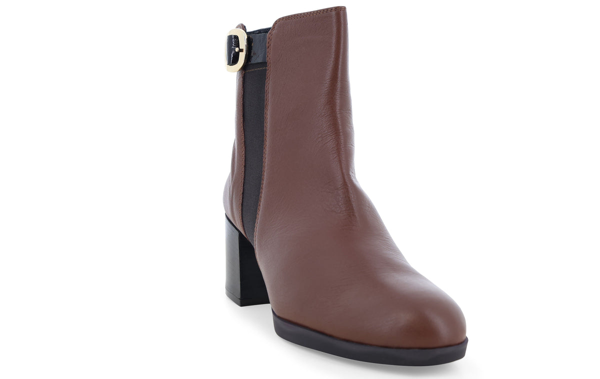 gid://shopify/Product/16156565045580_2