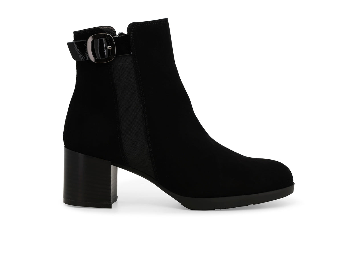 gid://shopify/Product/16118459760972_1