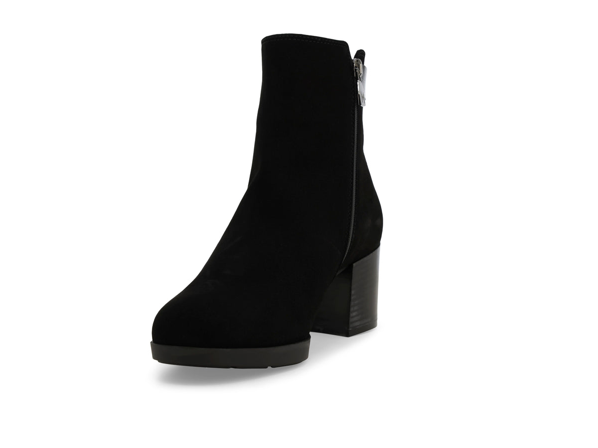 gid://shopify/Product/16118459760972_3