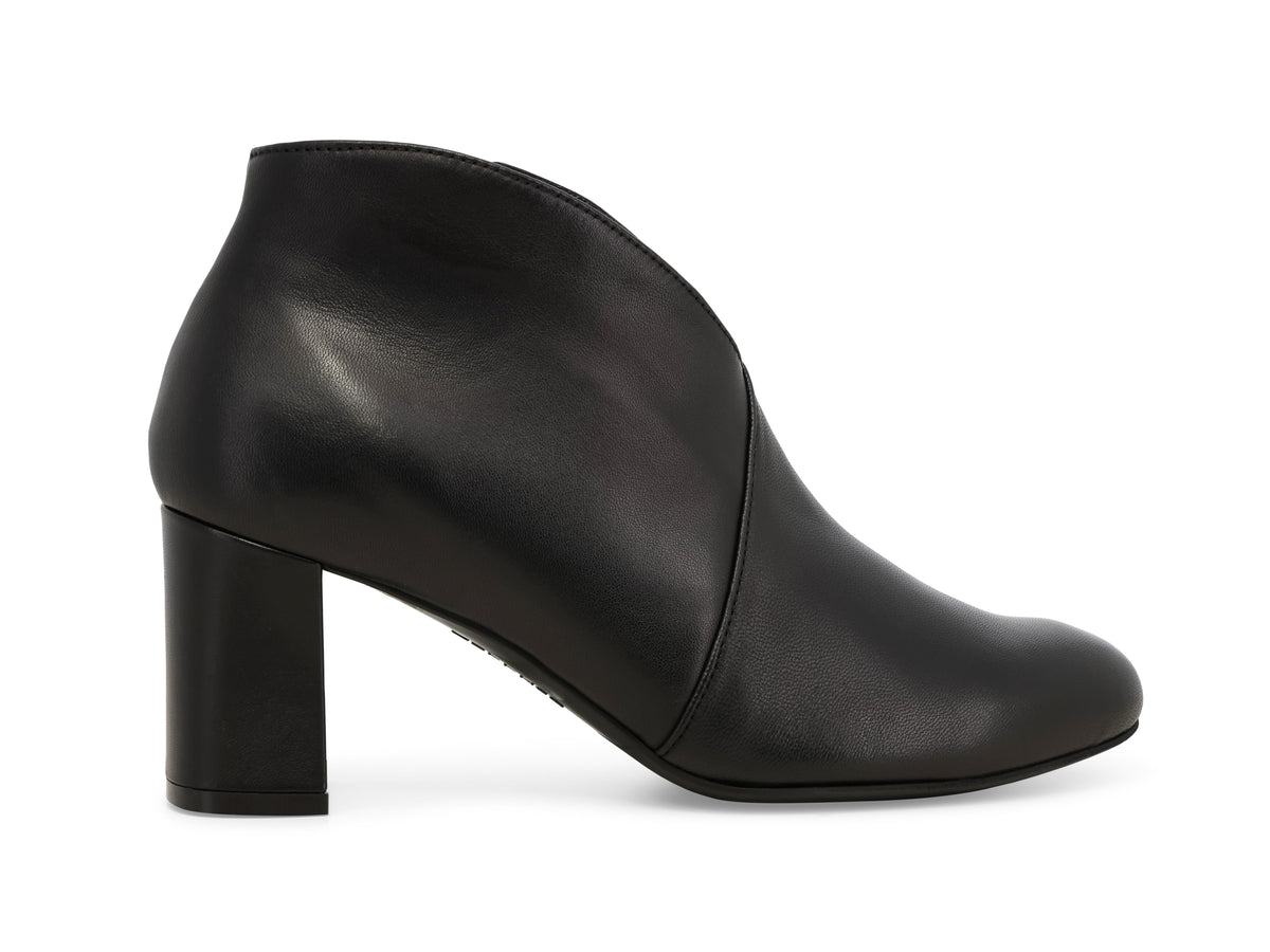 gid://shopify/Product/16118461006156_1
