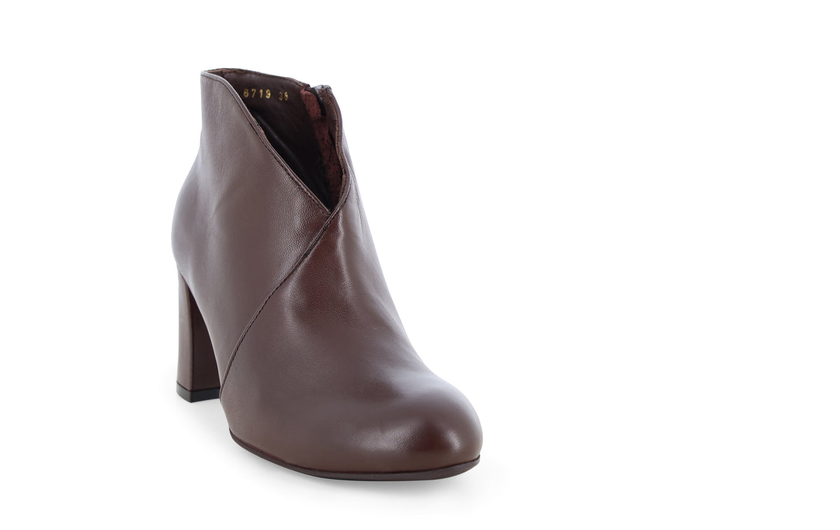 gid://shopify/Product/16118462349644_2